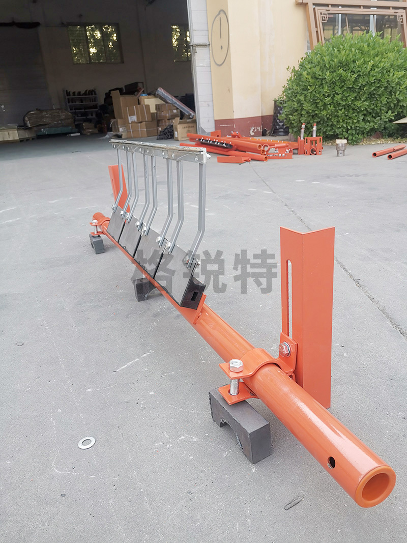 第 一道合金清掃器(YQ-DTEH) 第 一道合金清掃器(YQ-DTEH)